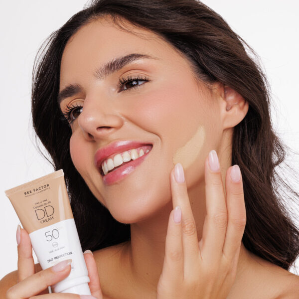 5σε1 DD Κρέμα Προσώπου SPF50 – Απόχρωση 02 - Image 5